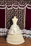 Retro Princess Halter Neck Beaded 3D Flower Satin Lace Edge Cake Skirt Wedding Dress HZ1022