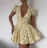 Sweet Floral Bubble Short Sleeves Sexy V-neck Waist A-line 17th Birthday Homecoming Dress HZ1022