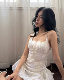 Elegant White Suspender V-neck Lace Three-dimensional Butterfly 17th Birthday Homecoming Dress HZ1022