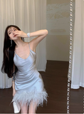 Sweet Strapless V-Neck Satin Feather 17th Birthday Homecoming Dress HZ1022