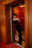 Sexy Sheath Burgundy Prom Dress Velvet Slit 22th Birthday Outfits With Gloves HZ1022