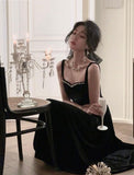 Elegant Spaghetti Strap Velvet Vintage Black Dress Women Birthday Outfits HZ1022