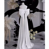 Modest A Line Strapless Long Sleeveless Satin Black Prom Dresses HZ1022