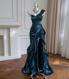 Graceful Ballroom Dress for Formal Gatherings 1068