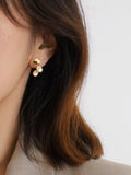 Unique design earrings Small and exquisite ins fashion earrings Light luxury and high-end French earrings HZ1022